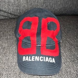 - Balenciaga   Sprayed Paint Logo / Paris Cap